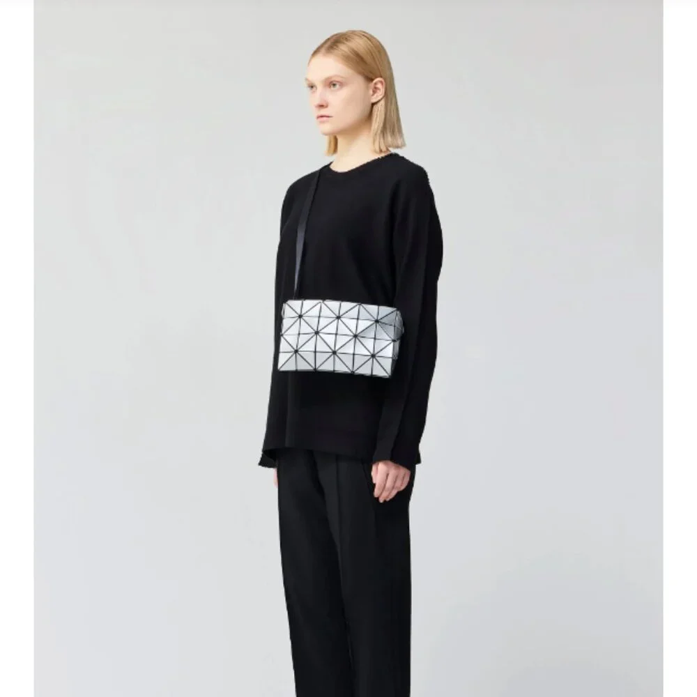 BAO BAO ISSEY MIYAKE CARTON in Silver - Picture 4 of 6